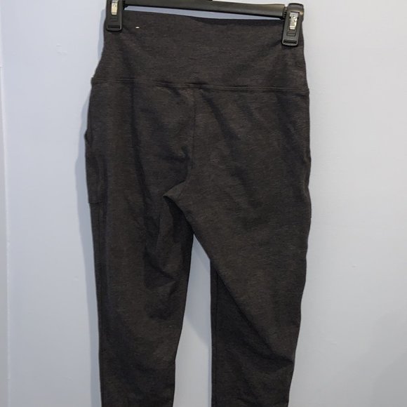 Aerie capris - Picture 2 of 2